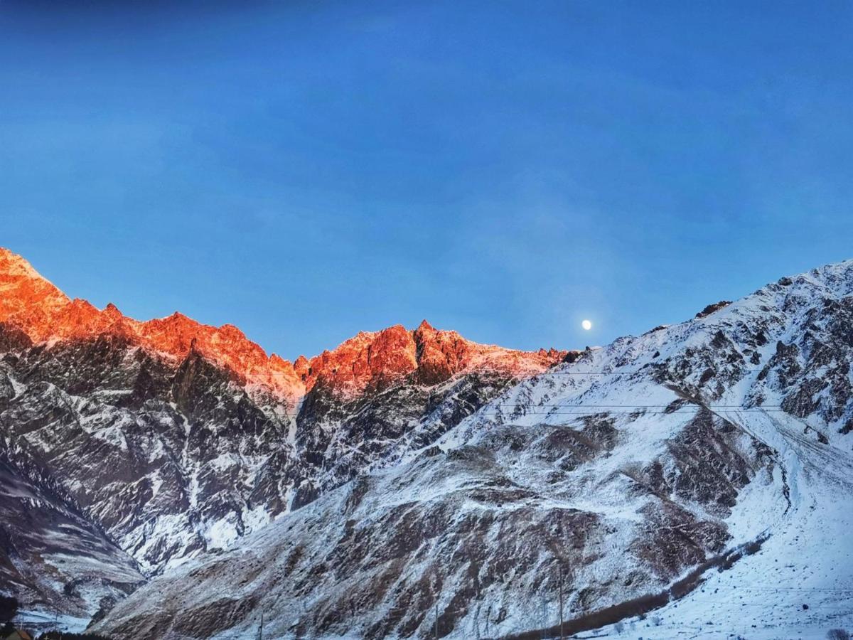Hotel Diamond Kazbegi Exterior photo