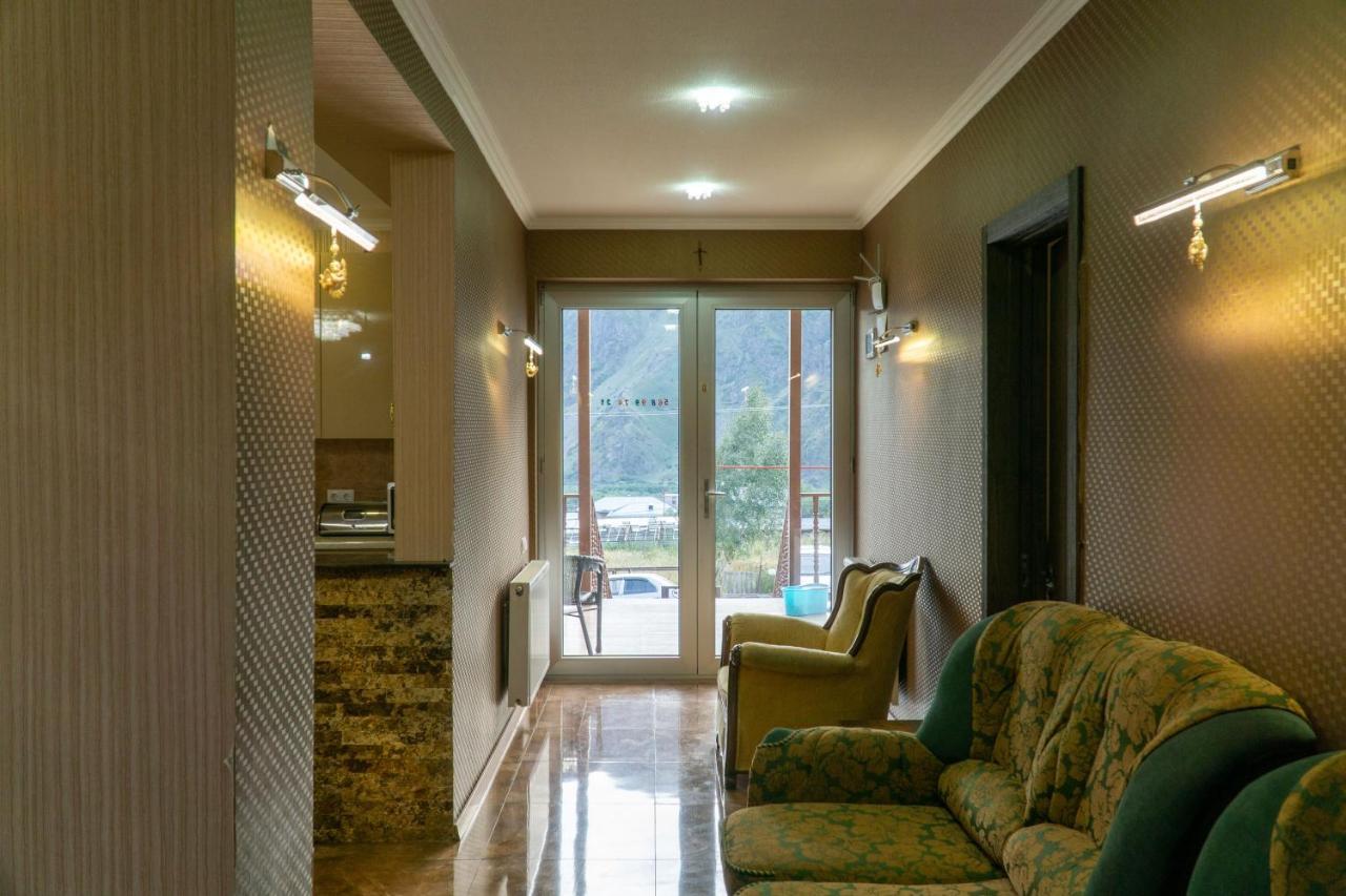 Hotel Diamond Kazbegi Exterior photo
